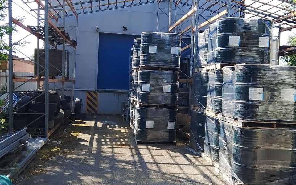 Фасад склада SkladTop на Коломяжском проспекте